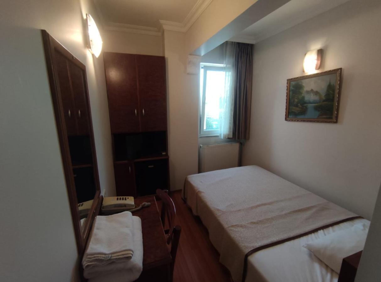 Hotel Nayla อิสตันบูล ภายนอก รูปภาพ